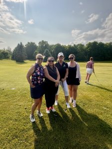 Women build golf skills, enhancing relationships in Ottawa’s construction industry