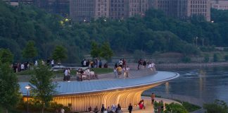 Kìwekì Point (Ottawa) by Janet Rosenberg & Studio Inc. (Prime Consultant and Landscape Architect) and Patkau Architects Inc. (Architect); Image: Doublespace Photography